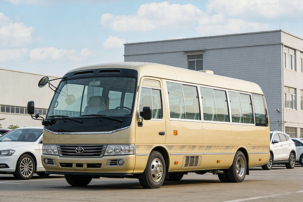 成都租中巴车旅游价格表